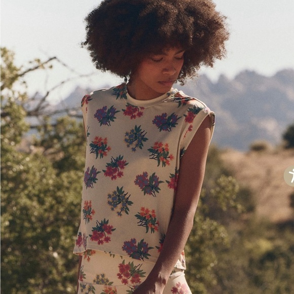 NWT THE GREAT. Boxy Trail Tank Pale Khaki Palisade Floral SZ XL - Picture 2 of 8